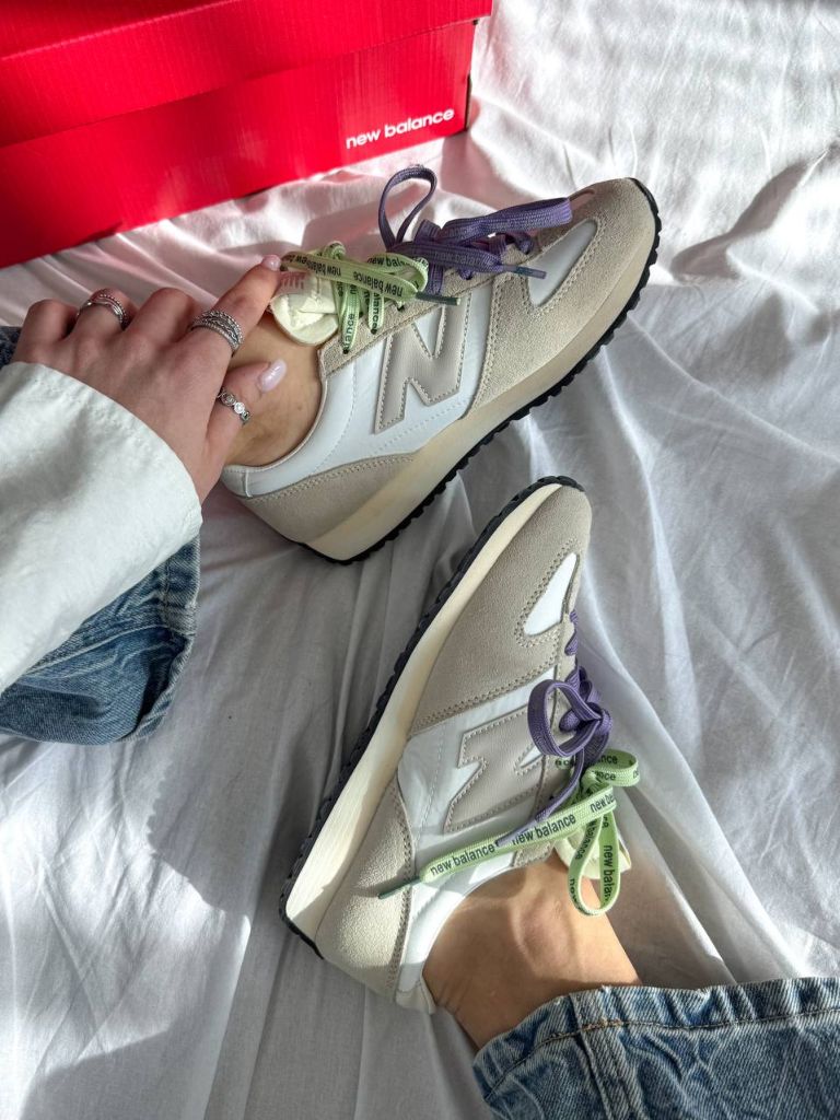 Кросівки біло-бежеві New Balance 471 White Beige