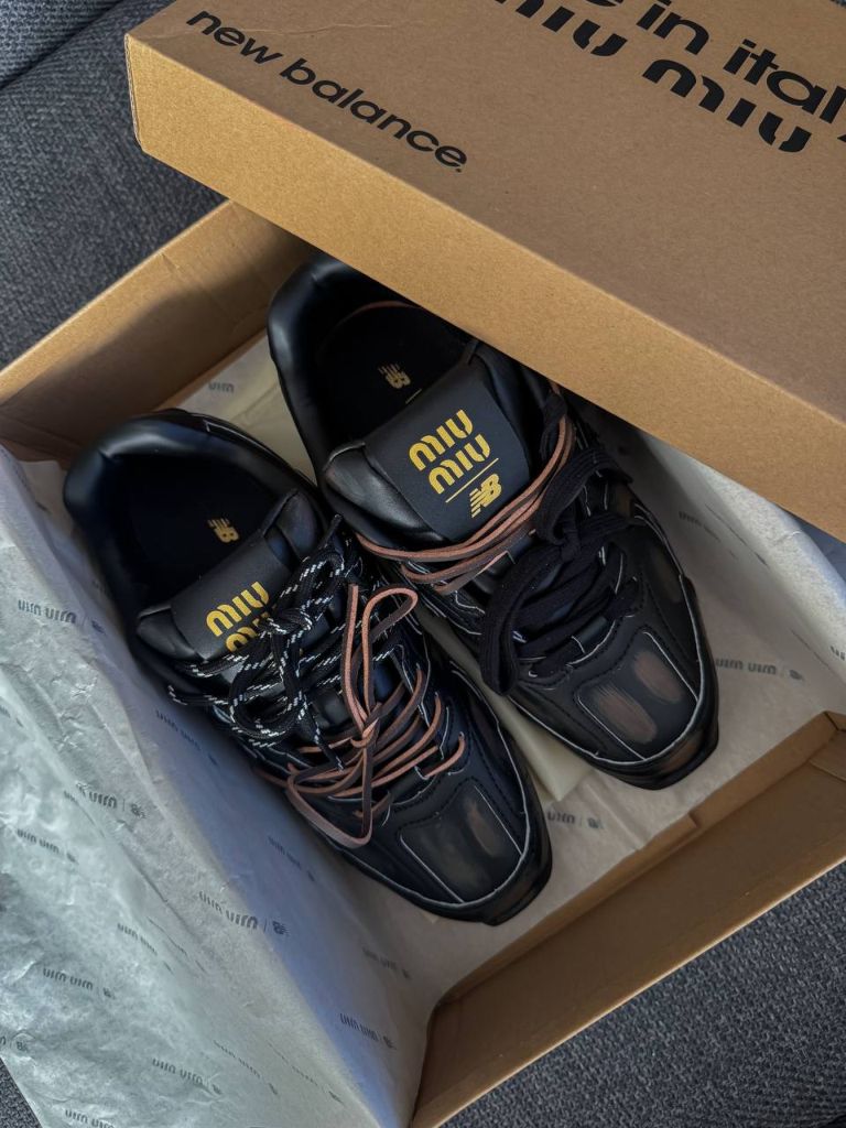 Кросівки New Balance Miu Miu Black Brown