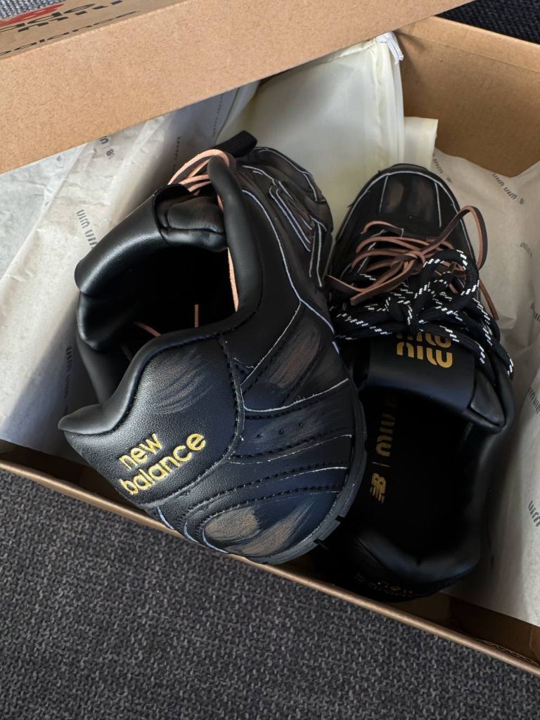 Кросівки New Balance Miu Miu Black Brown