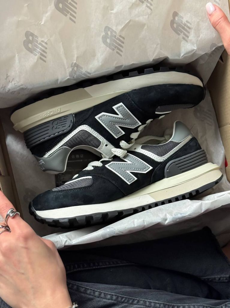 Кросівки чорно-сірі New Balance 574 Black