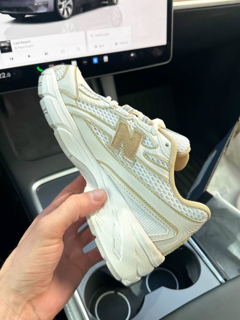 Кросівки білі New Balance NB 740 White Yellow