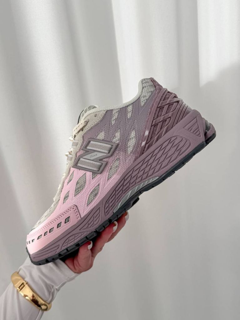 Кросівки New Balance 1906R Fantomfit Grey Pink