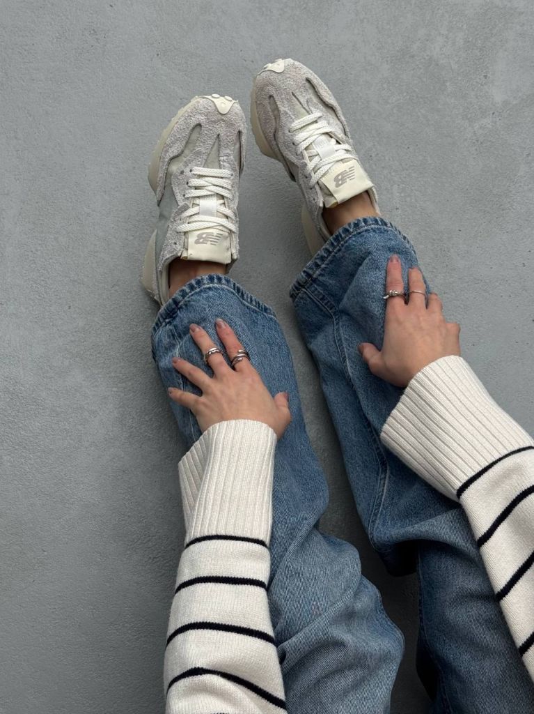 Кросівки бежеві замшеві New Balance 327 Beige