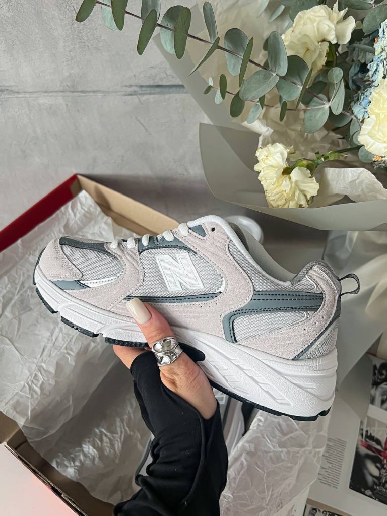 Кросівки бежево-сірі New Balance 530 Grey