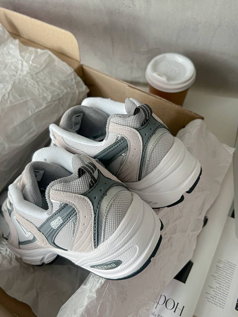 Кросівки бежево-сірі New Balance 530 Grey