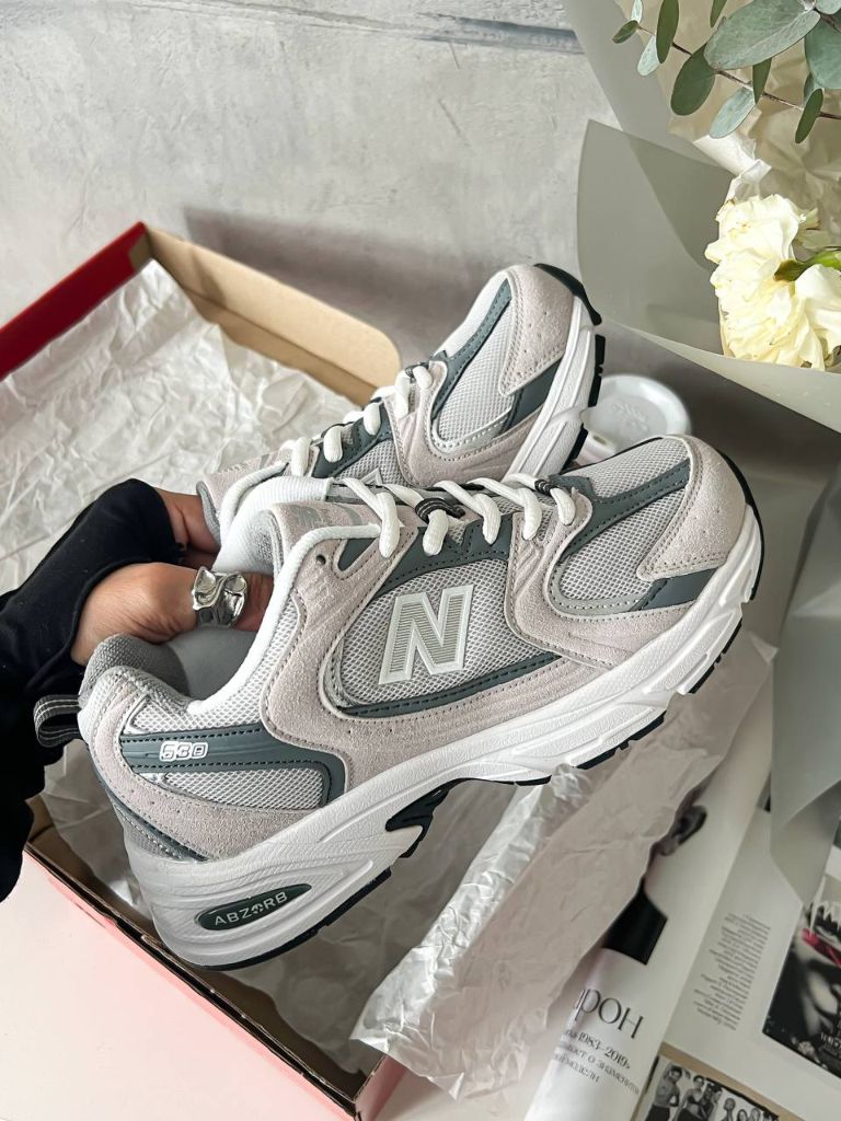 Кросівки бежево-сірі New Balance 530 Grey