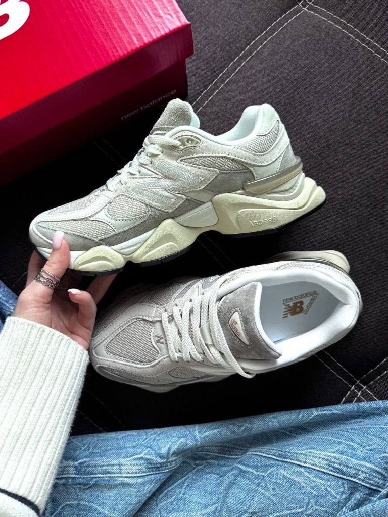 Кросівки бежево-сірі New Balance 9060 Grey