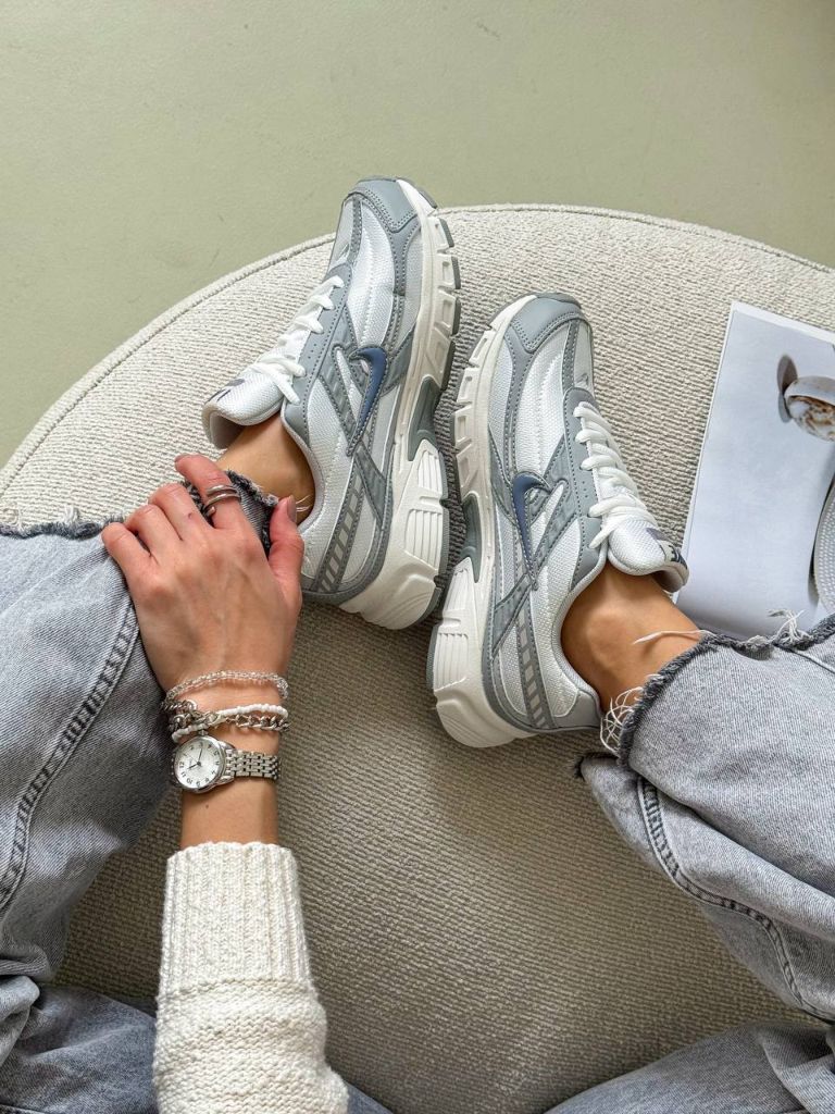 Кросівки біло-блакитні Nike Initiator Blue