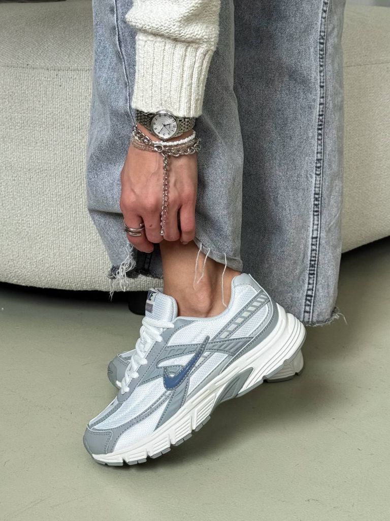 Кросівки біло-блакитні Nike Initiator Blue