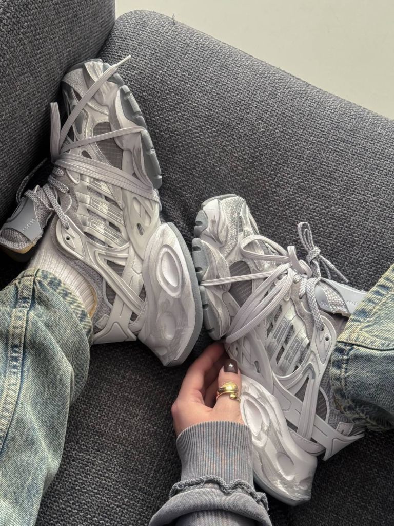 Кросівки Adidas Vento XLG Deluxe Beige Grey