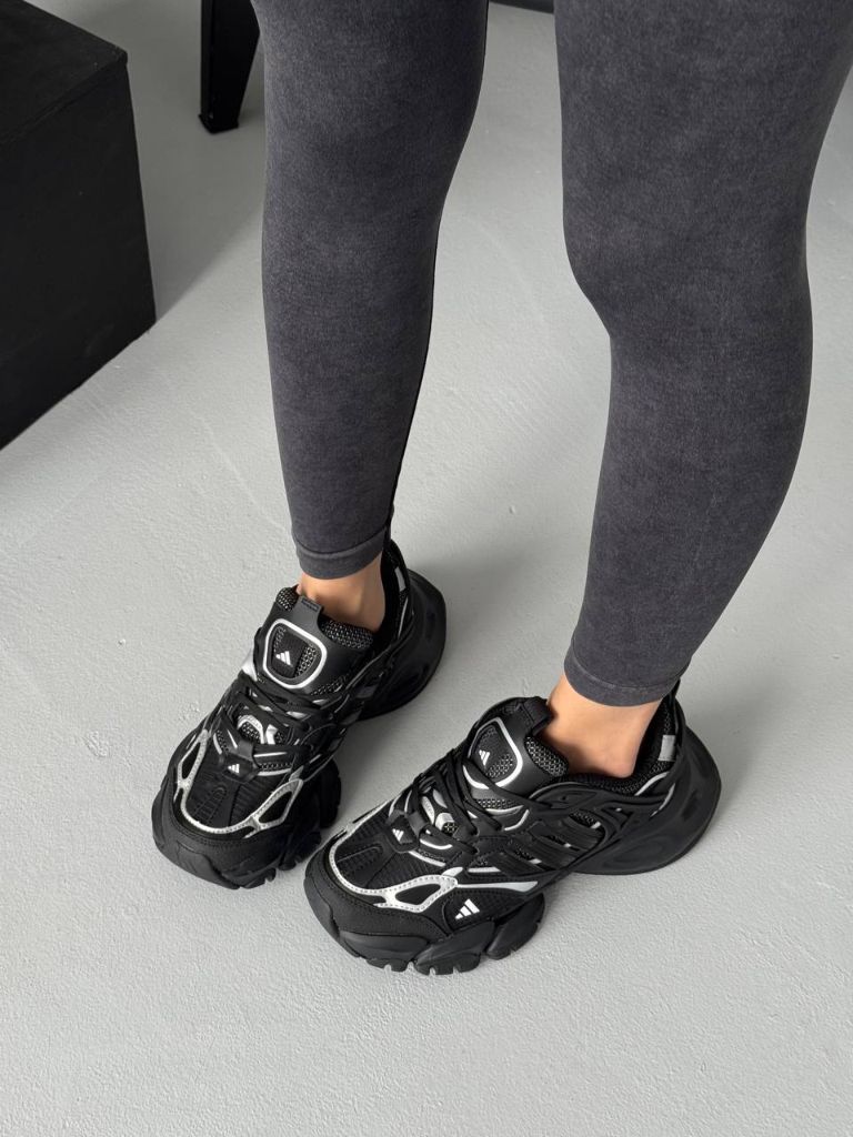 Кросівки чорні Adidas Vento XLG Deluxe Black