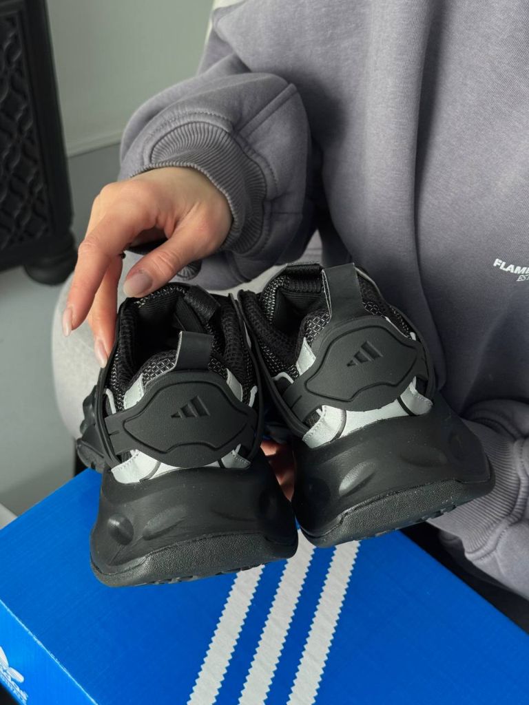 Кросівки чорні Adidas Vento XLG Deluxe Black