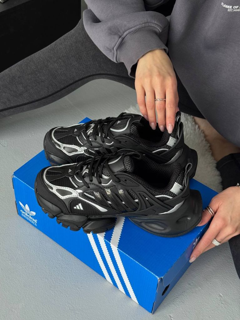 Кросівки чорні Adidas Vento XLG Deluxe Black
