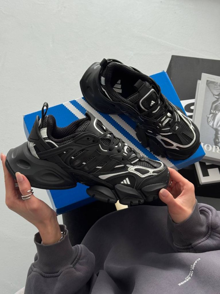 Кросівки чорні Adidas Vento XLG Deluxe Black