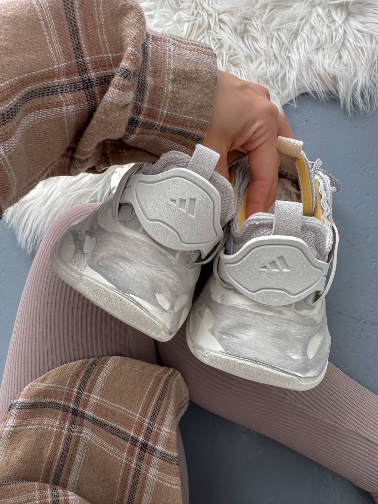 Кросівки Adidas Vento XLG Deluxe Beige Grey