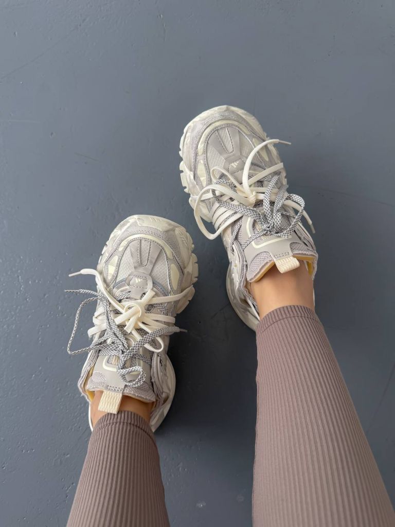 Кросівки Adidas Vento XLG Deluxe Beige Grey