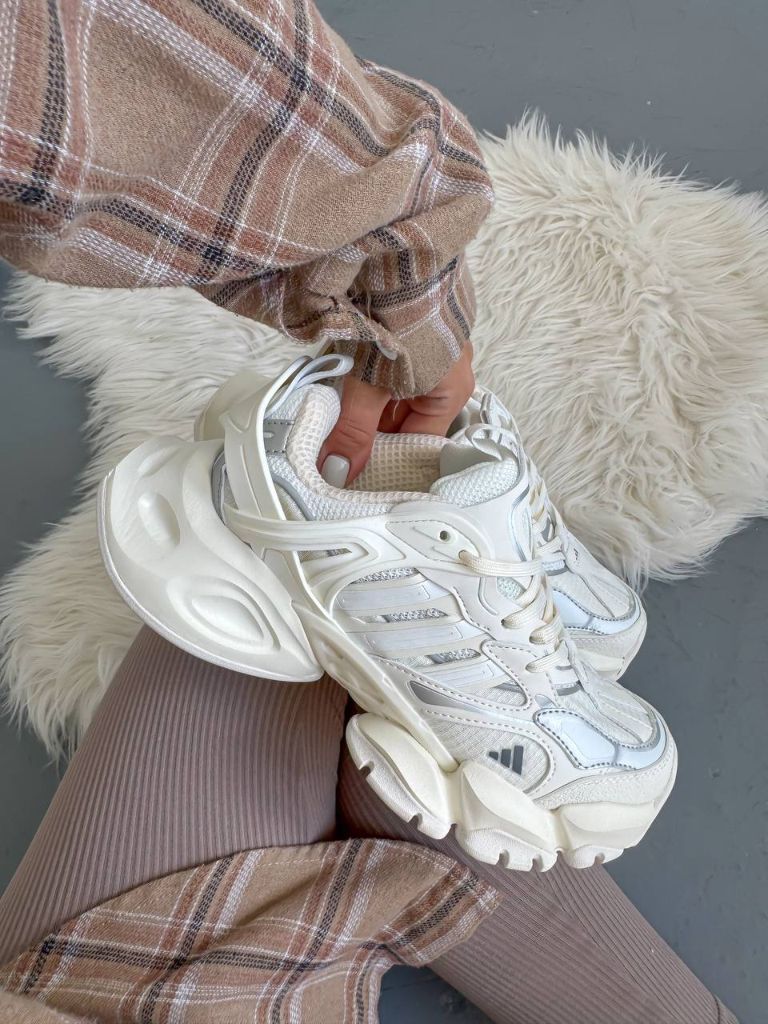 Кросівки білі Adidas Vento XLG Deluxe White