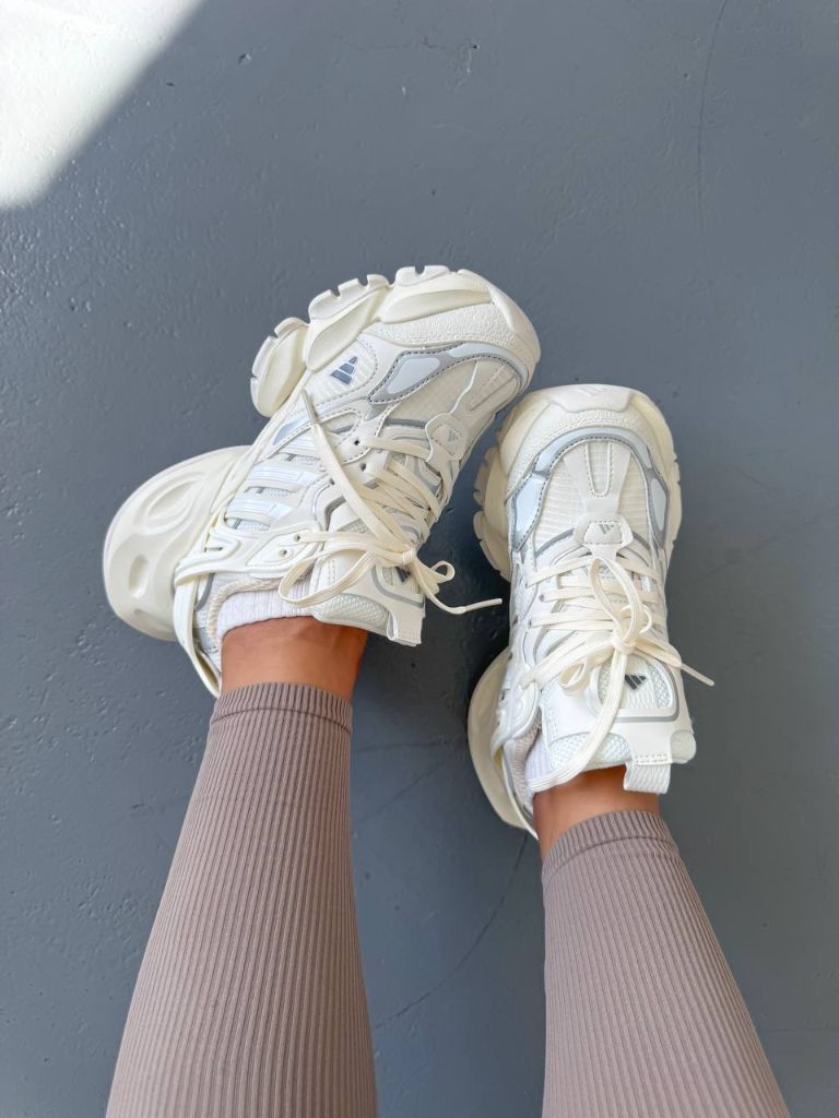 Кросівки білі Adidas Vento XLG Deluxe White