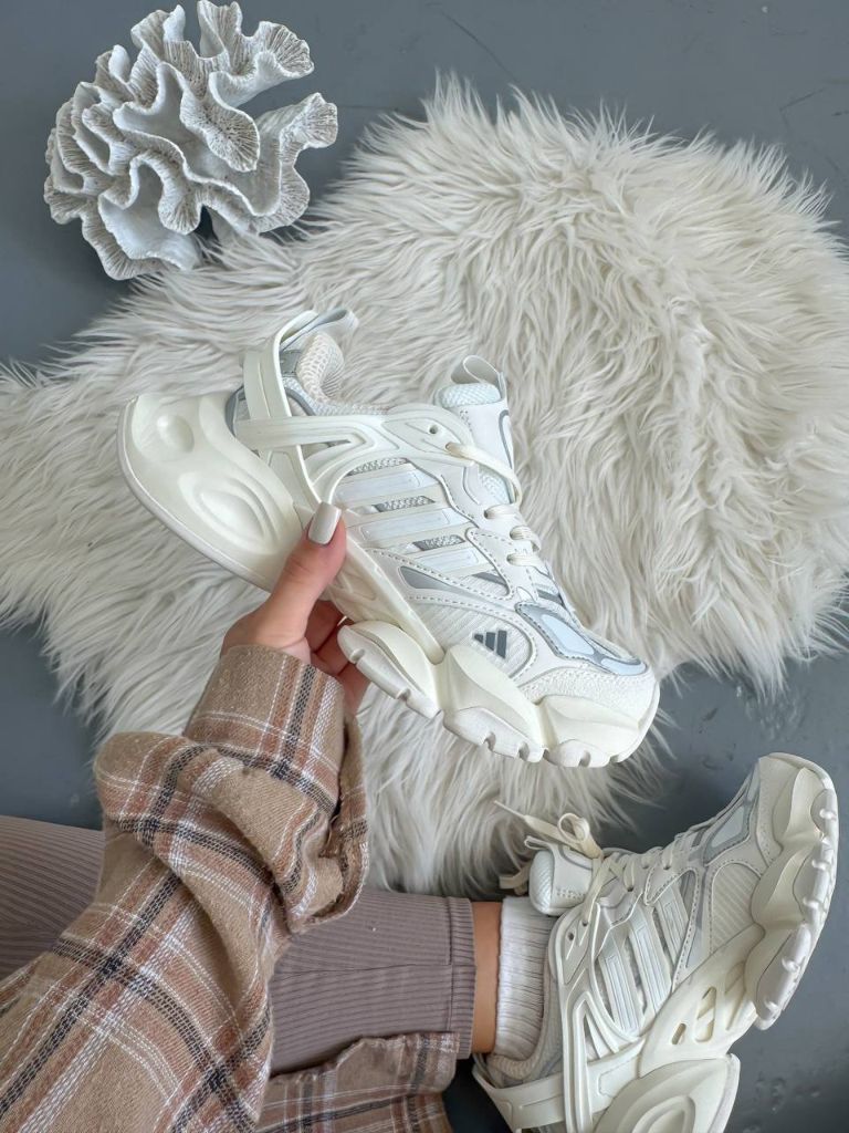 Кросівки білі Adidas Vento XLG Deluxe White