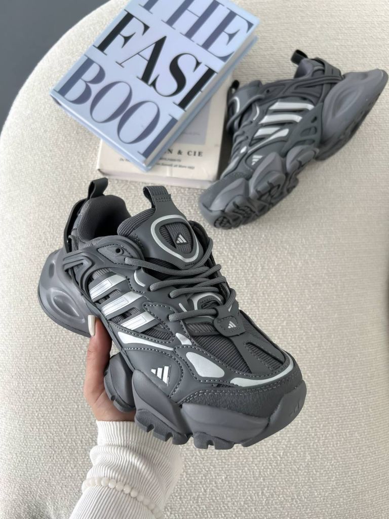 Кросівки сірі Adidas Vento XLG Deluxe Grey