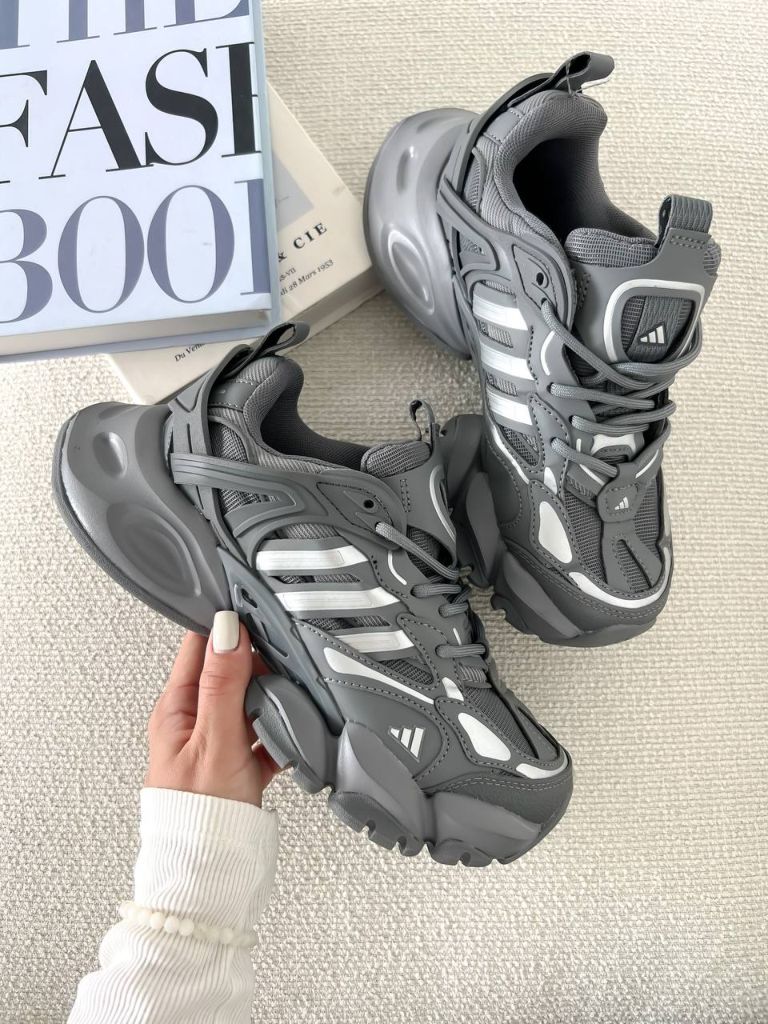 Кросівки сірі Adidas Vento XLG Deluxe Grey