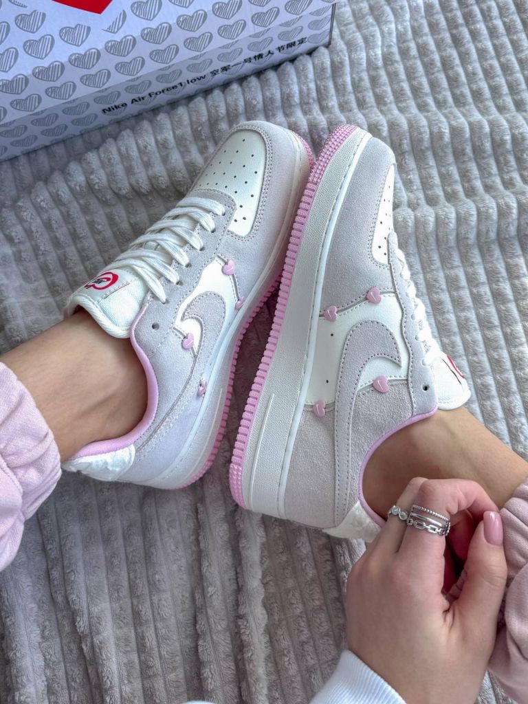 Кросівки Nike Nike Air Force Valentine