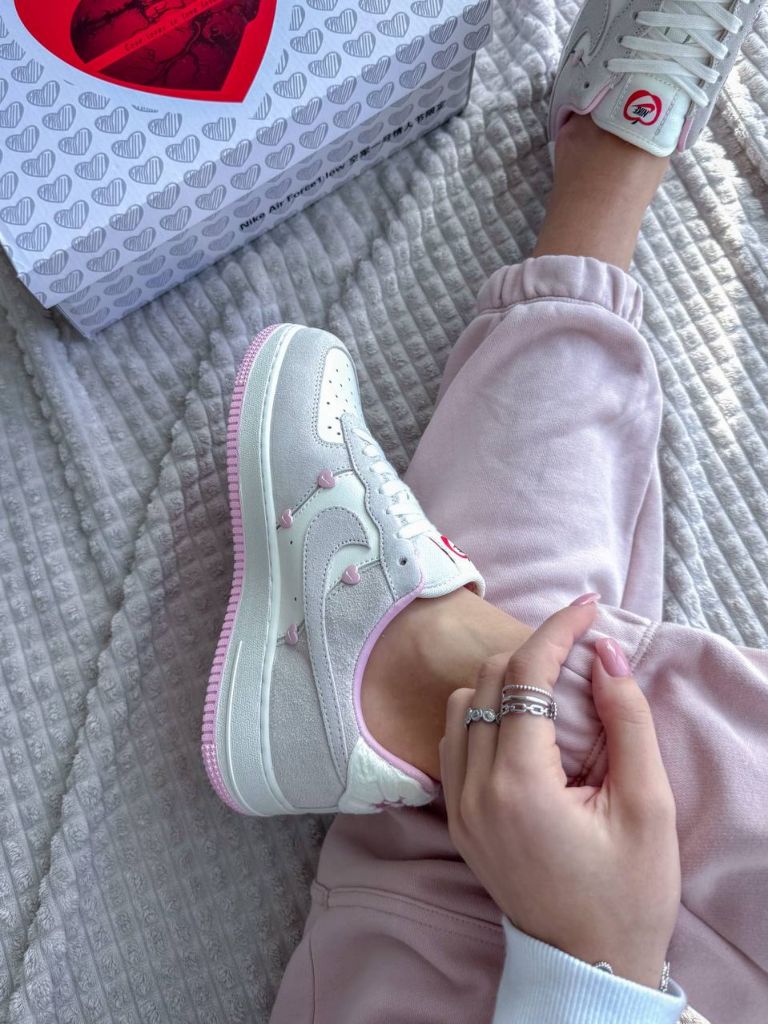 Кросівки Nike Nike Air Force Valentine