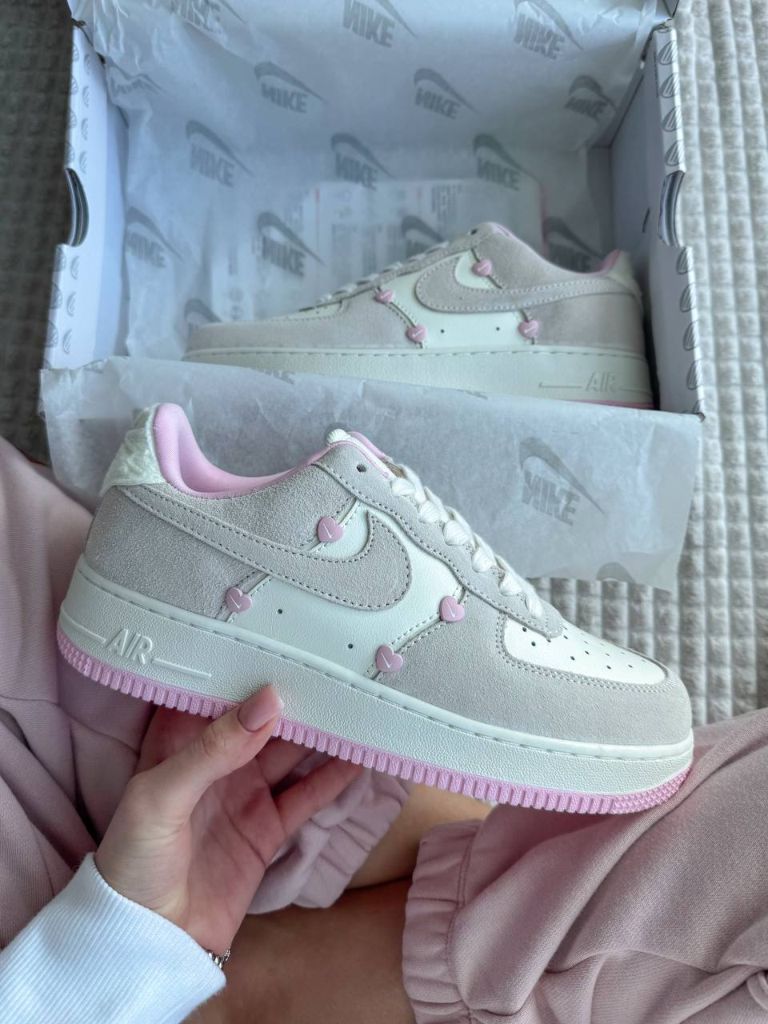 Кросівки Nike Nike Air Force Valentine