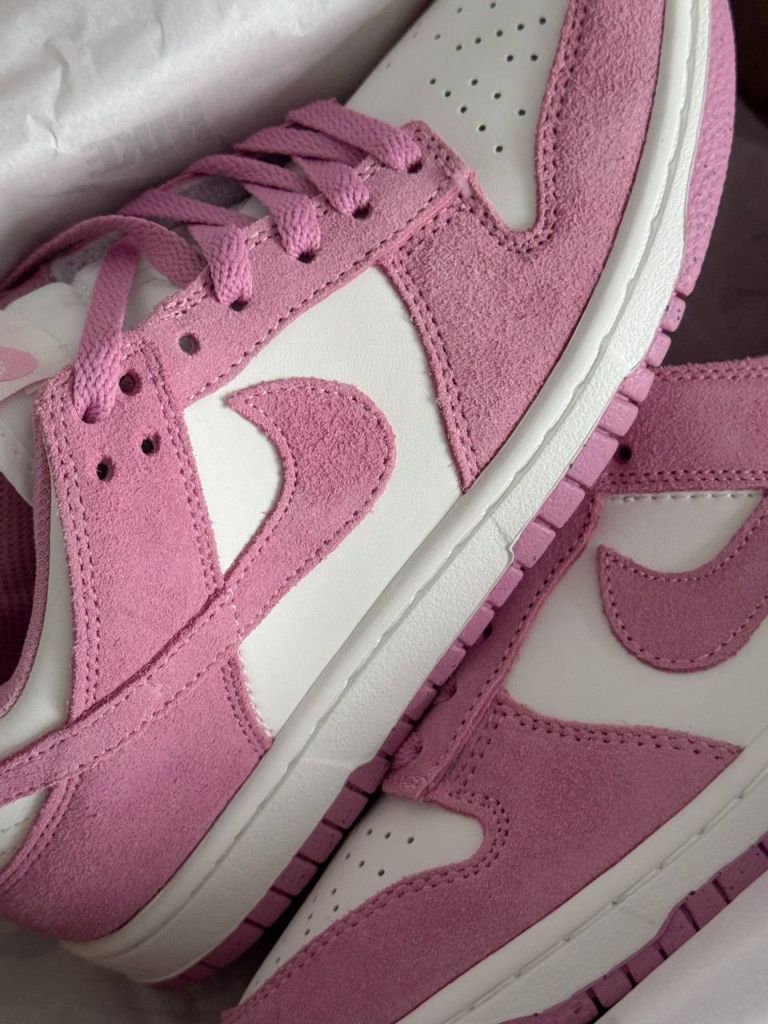 Кросівки рожево-білі Nike SB Dunk Low White Pink