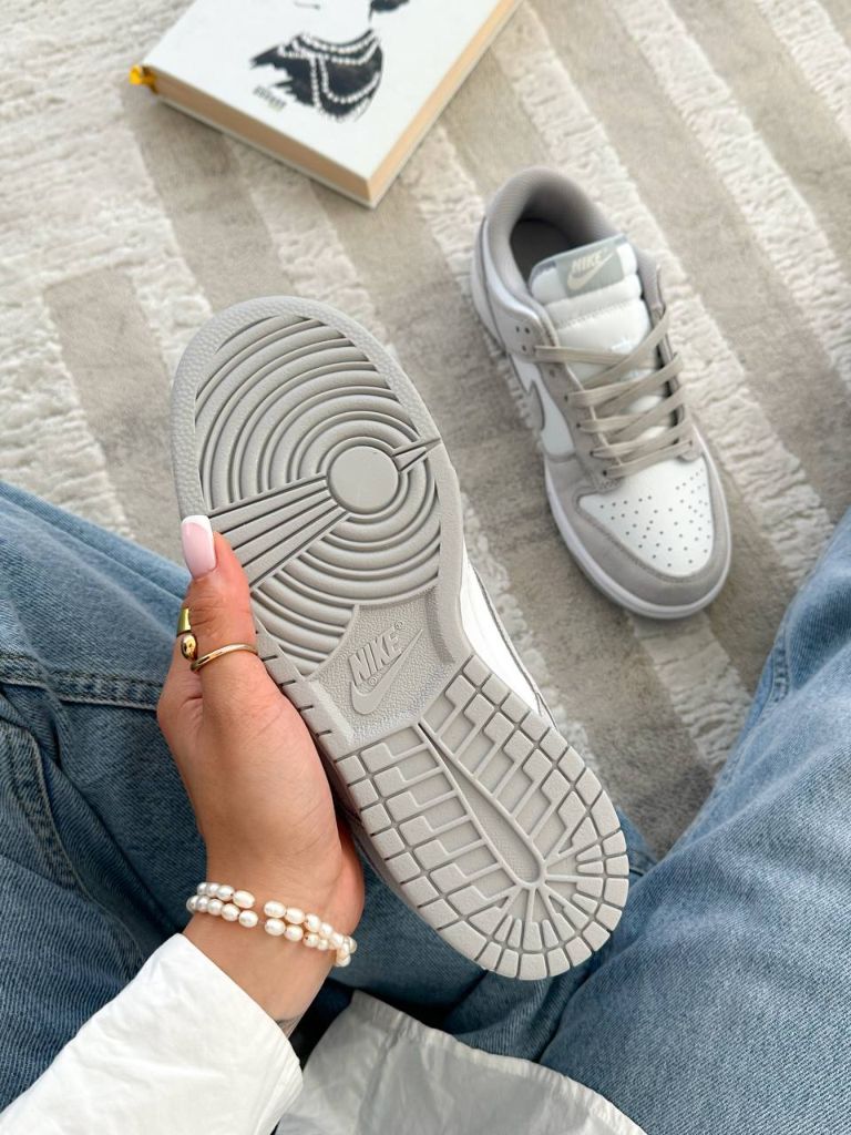 Кросівки білі з сірим Nike Dunk Low Grey