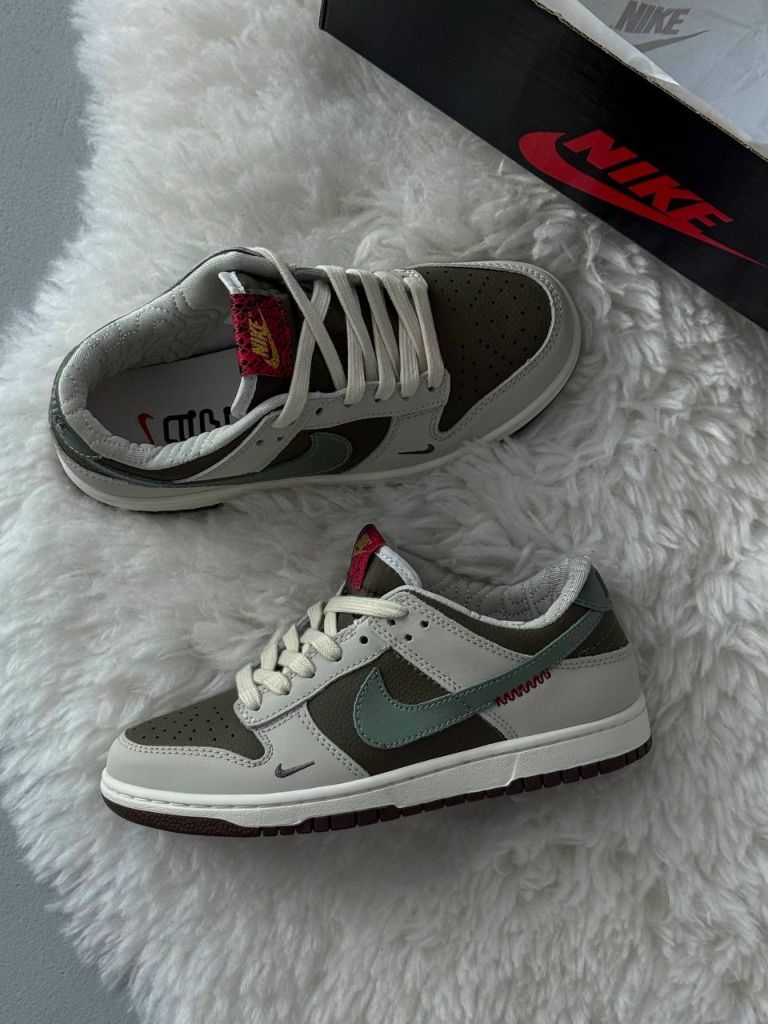 Кросівки хакі Nike Dunk Low Year of the Snake 