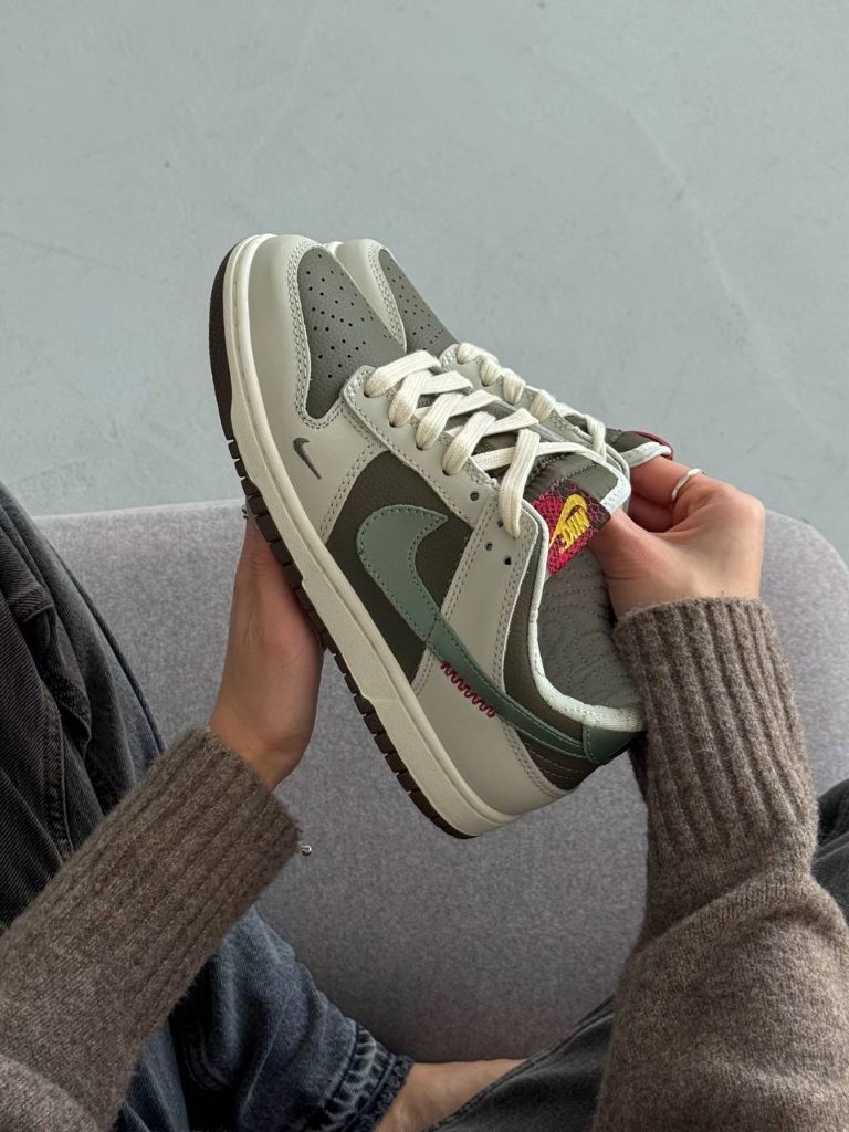 Кросівки хакі Nike Dunk Low Year of the Snake 