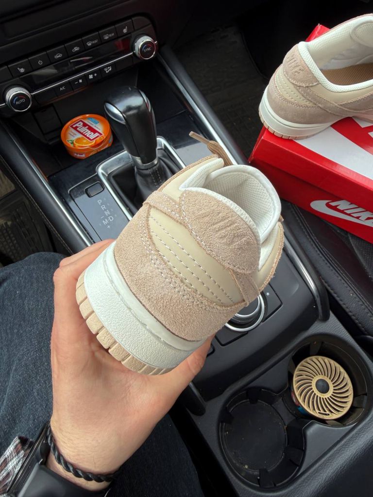 Кросівки бежеві Nike Wmns Dunk Low Brown