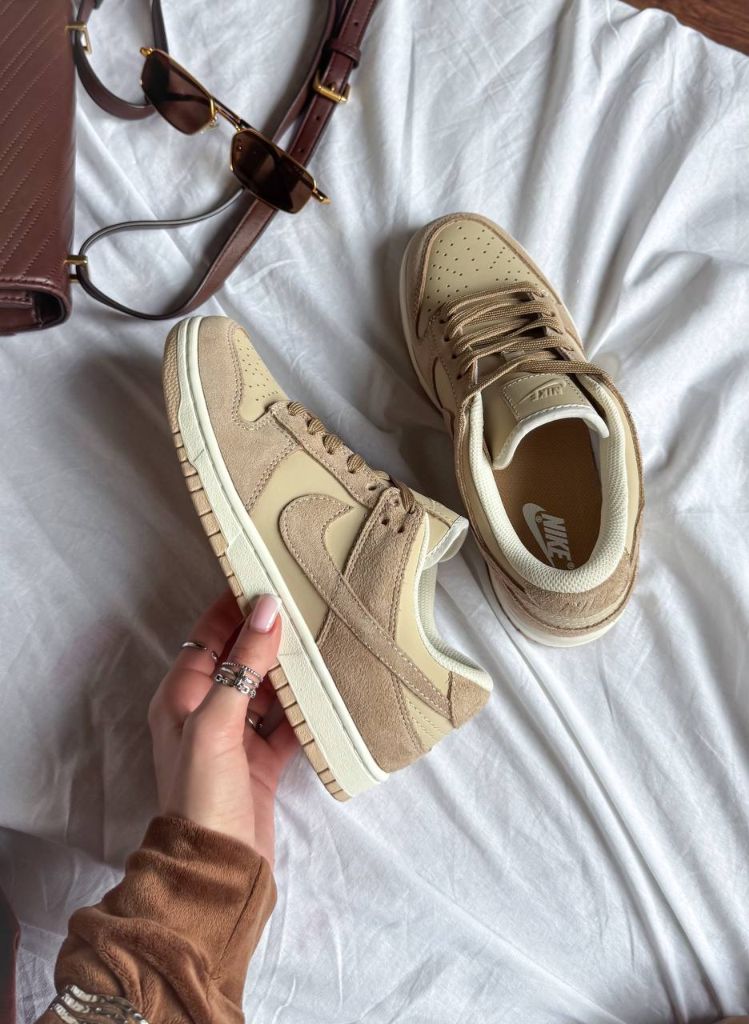 Кросівки бежеві Nike Wmns Dunk Low Brown