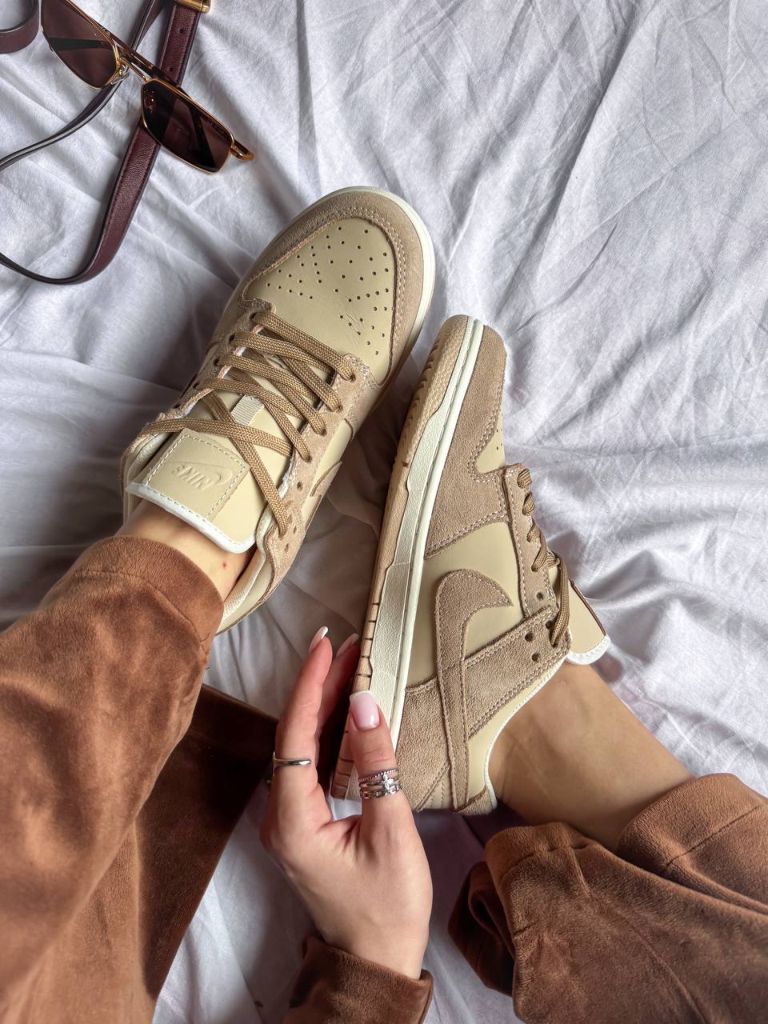 Кросівки бежеві Nike Wmns Dunk Low Brown