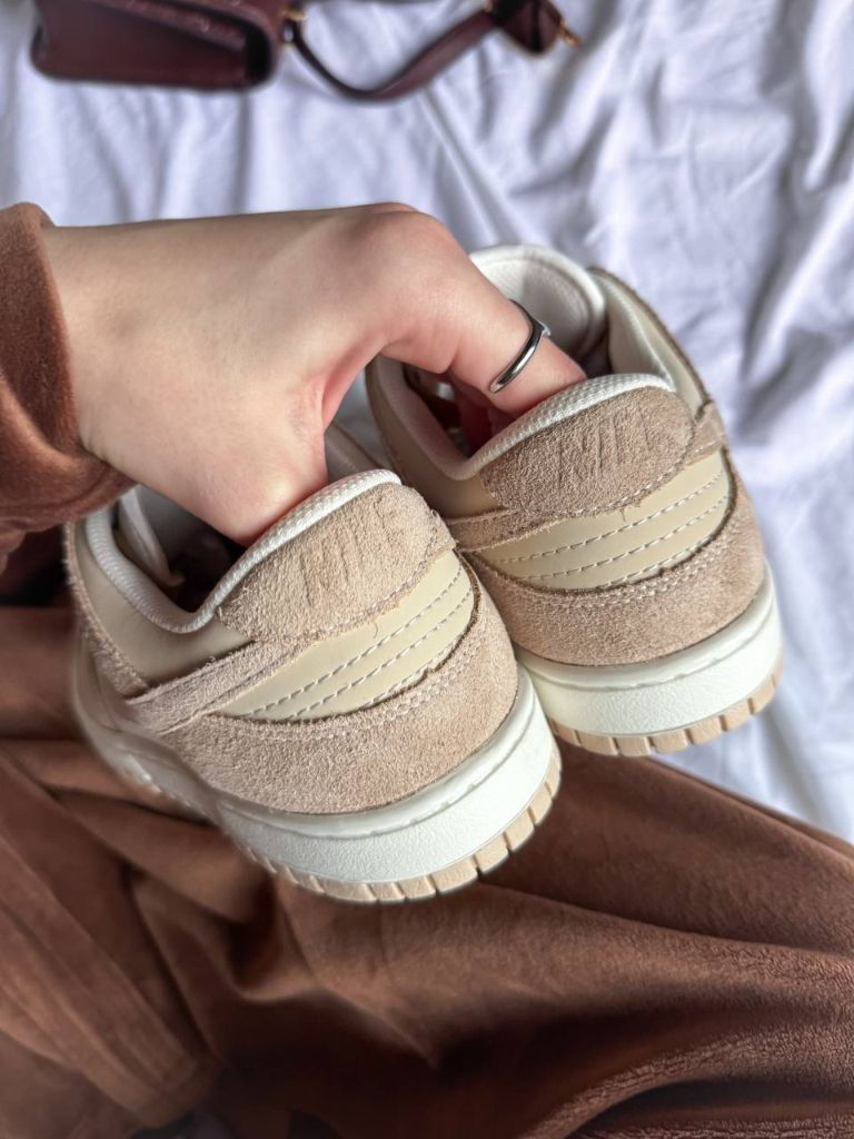 Кросівки бежеві Nike Wmns Dunk Low Brown