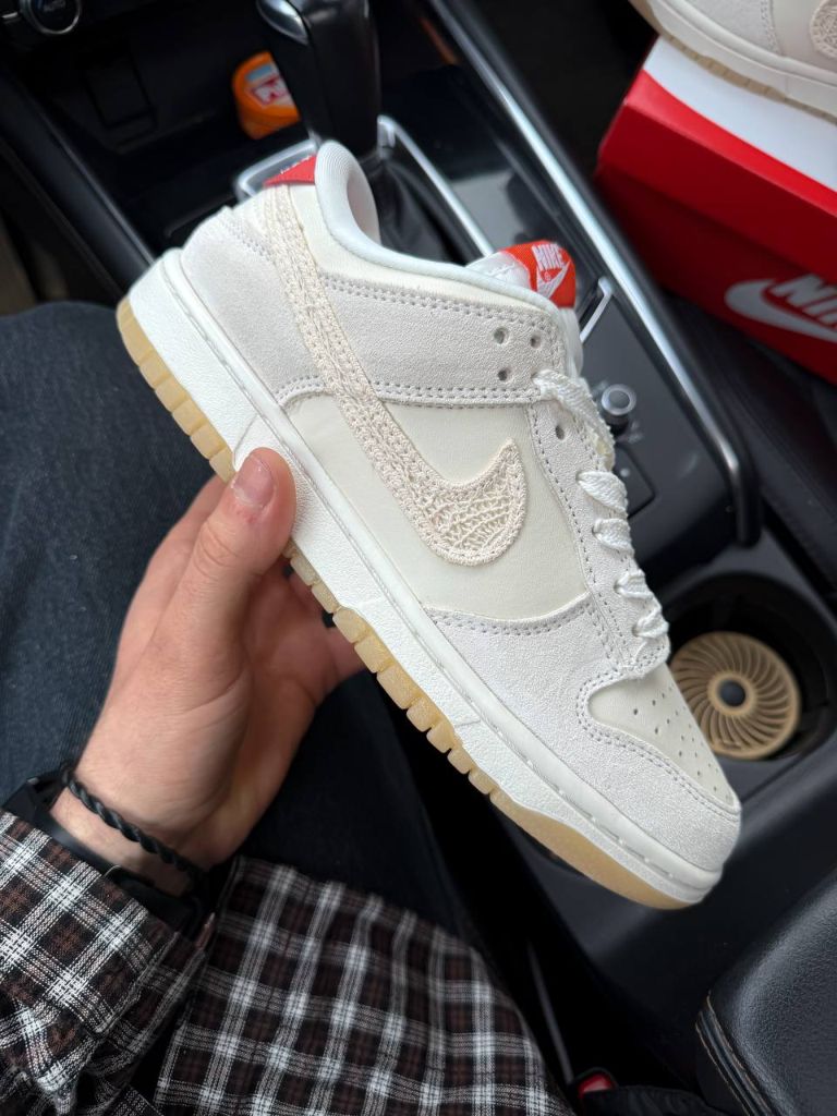 Кросівки Nike Dunk Low Friendship Knot