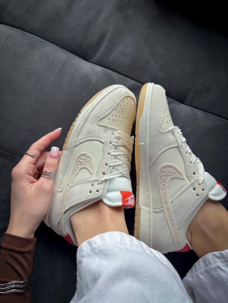 Кросівки Nike Dunk Low Friendship Knot