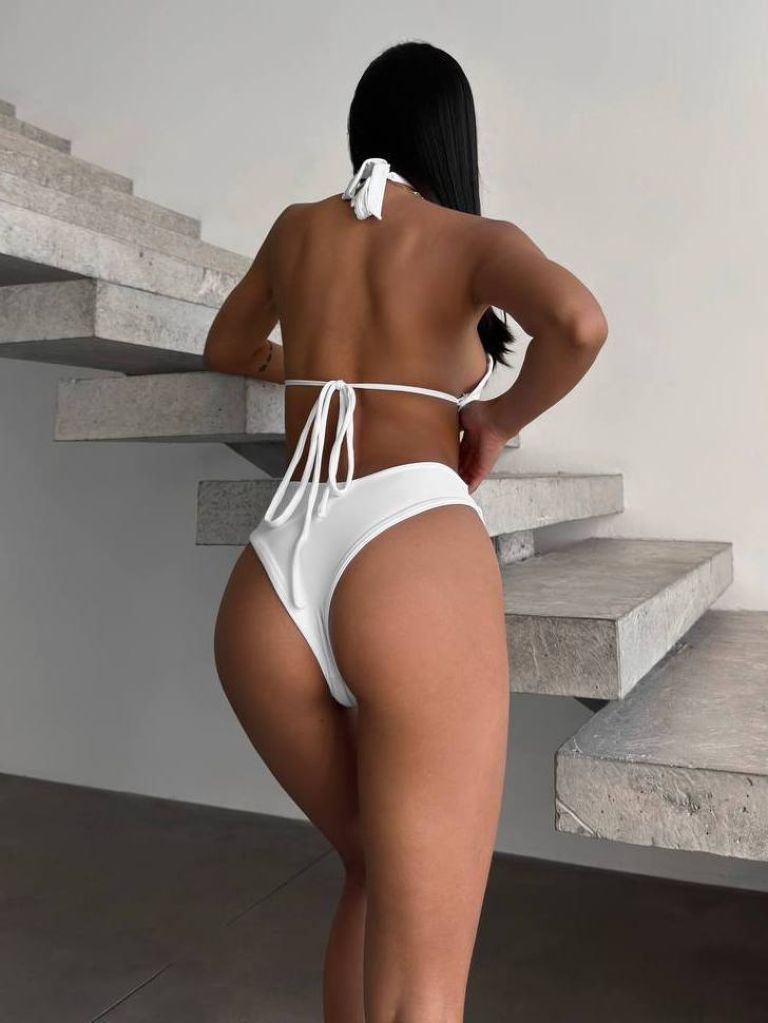 Купальник білий з плавками бразиліана