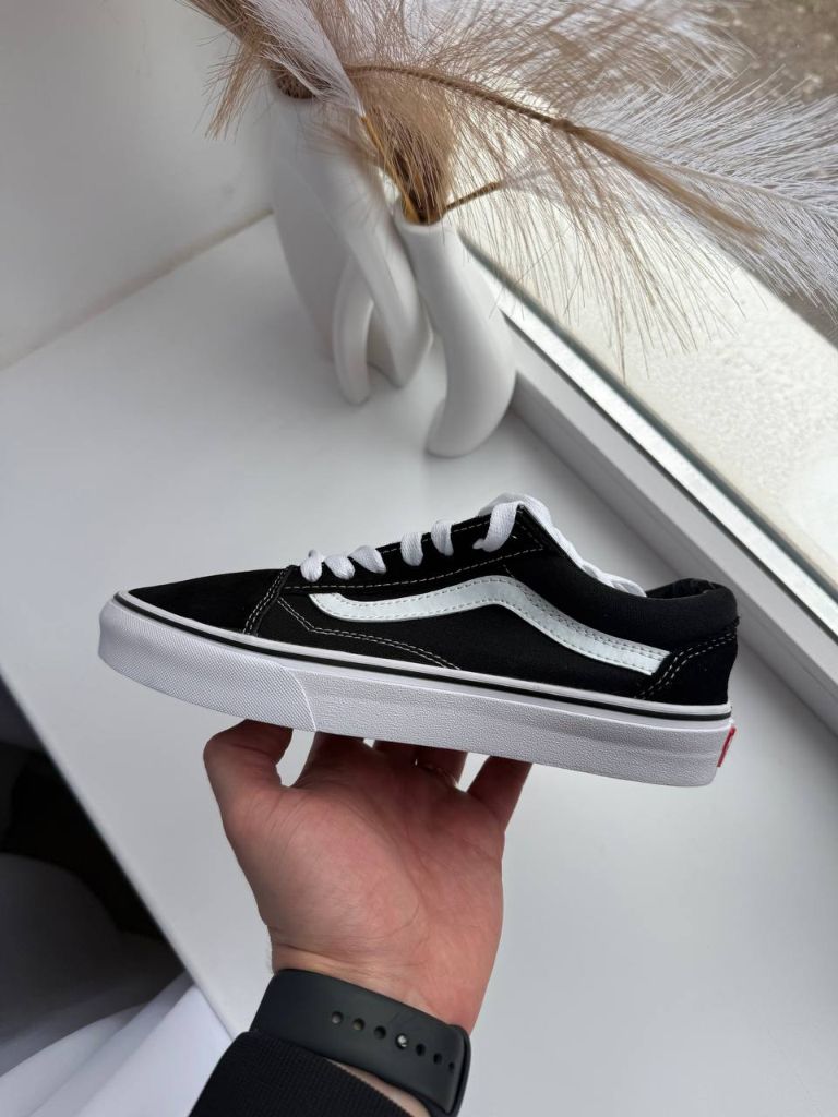 Чорні кеди Vans School Classic