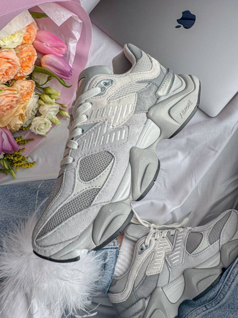 Кросівки New Balance 9060 Light Grey