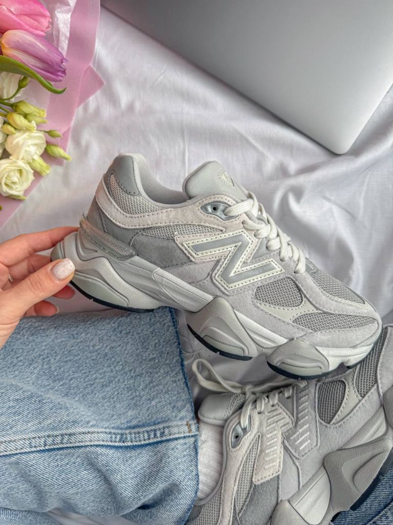 Кросівки New Balance 9060 Light Grey