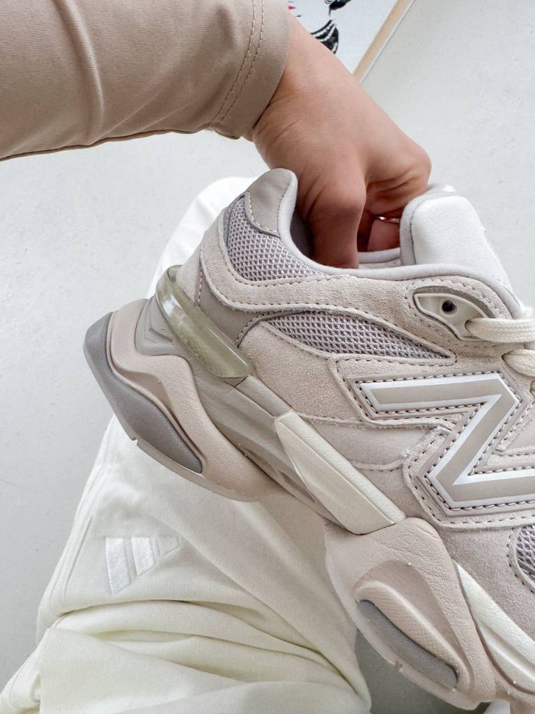 Кросівки New Balance 9060 Beige Pink