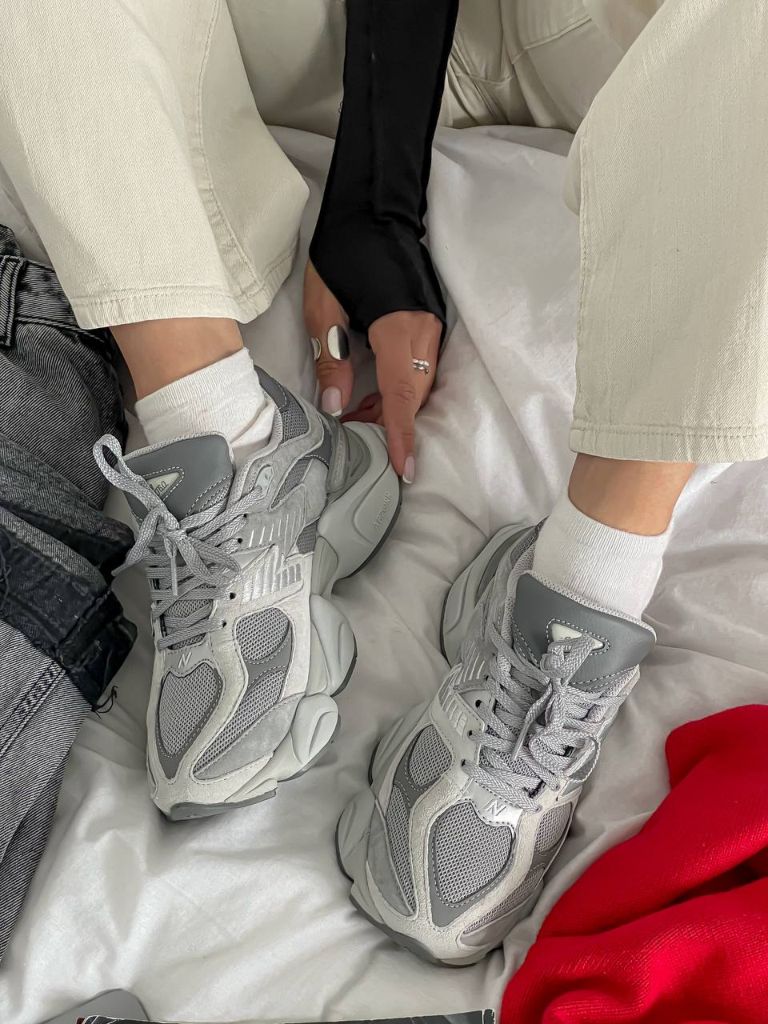 Кросівки сірі New Balance 9060 Grey 
