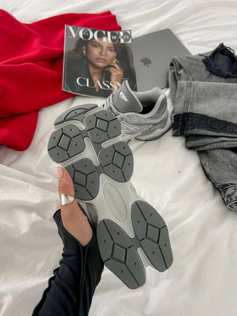 Кросівки сірі New Balance 9060 Grey 