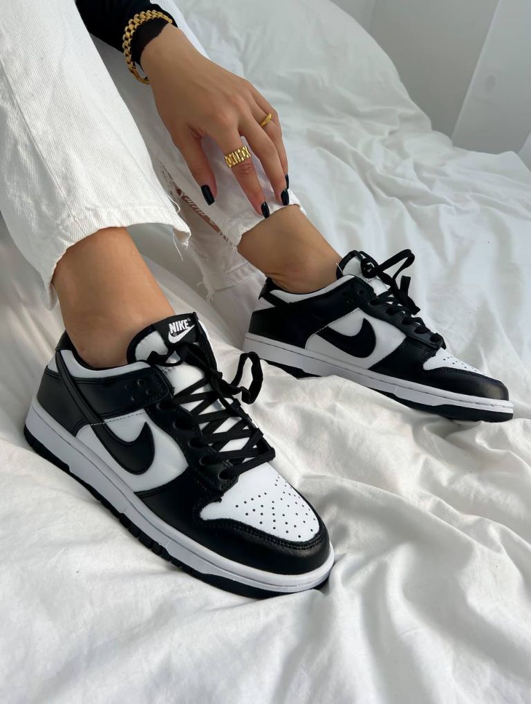 Кросівки чорно-білі Nike Dunk SB Panda