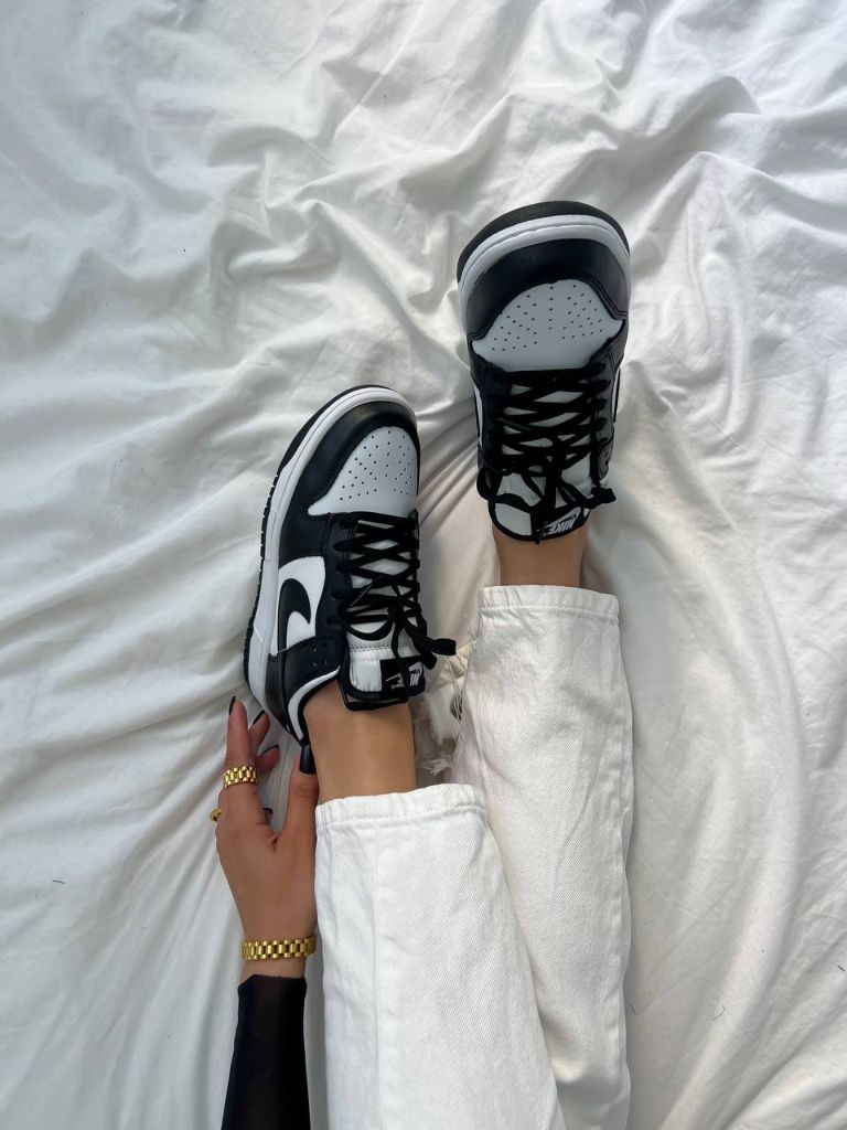 Кросівки чорно-білі Nike Dunk SB Panda
