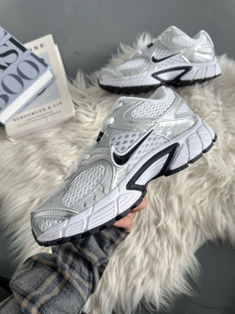 Nike Zoom Vomero 5 RNR White Silver Black