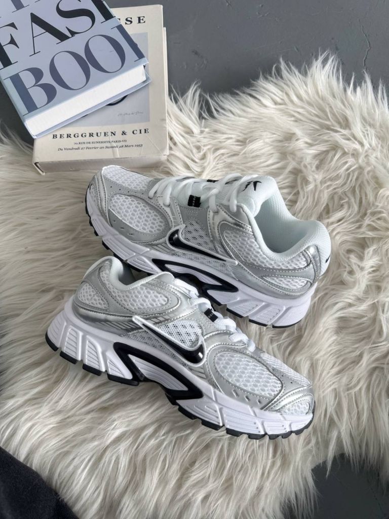 Nike Zoom Vomero 5 RNR White Silver Black