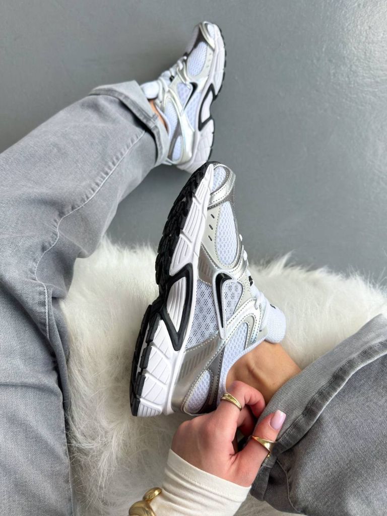 Nike Zoom Vomero 5 RNR White Silver Black